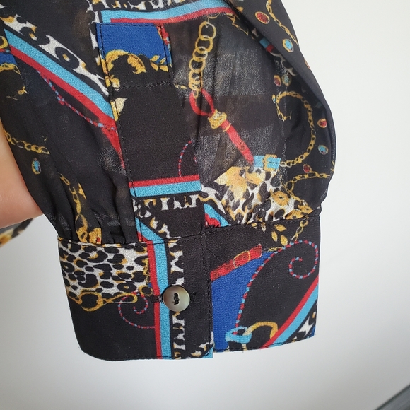 Kut from the Kloth Elegant Button-up Tie Neck Blouse - chain design - size small - Picture 7 of 14